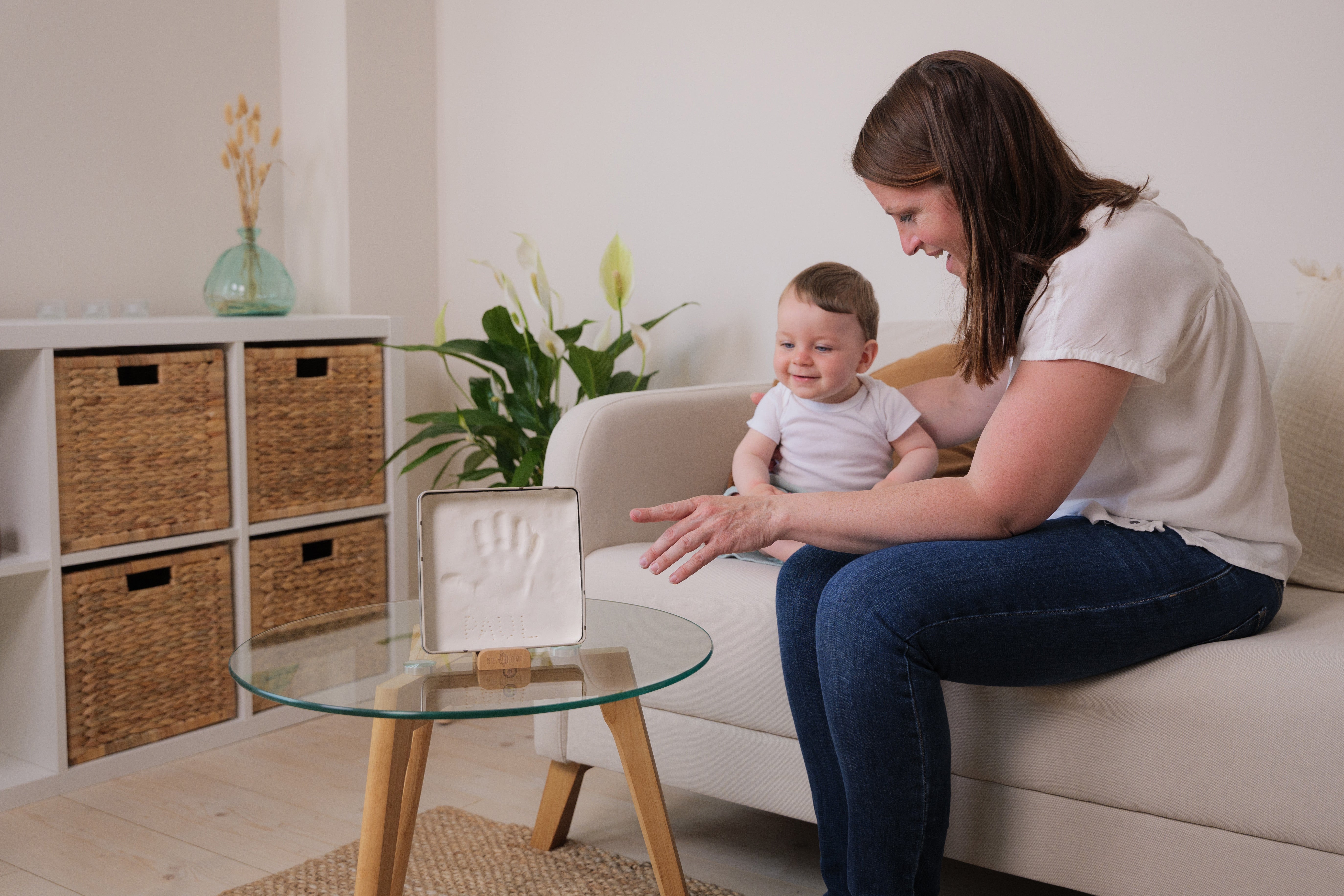 Petit Artichaut Pretty Hearts baby box carrée cœurs