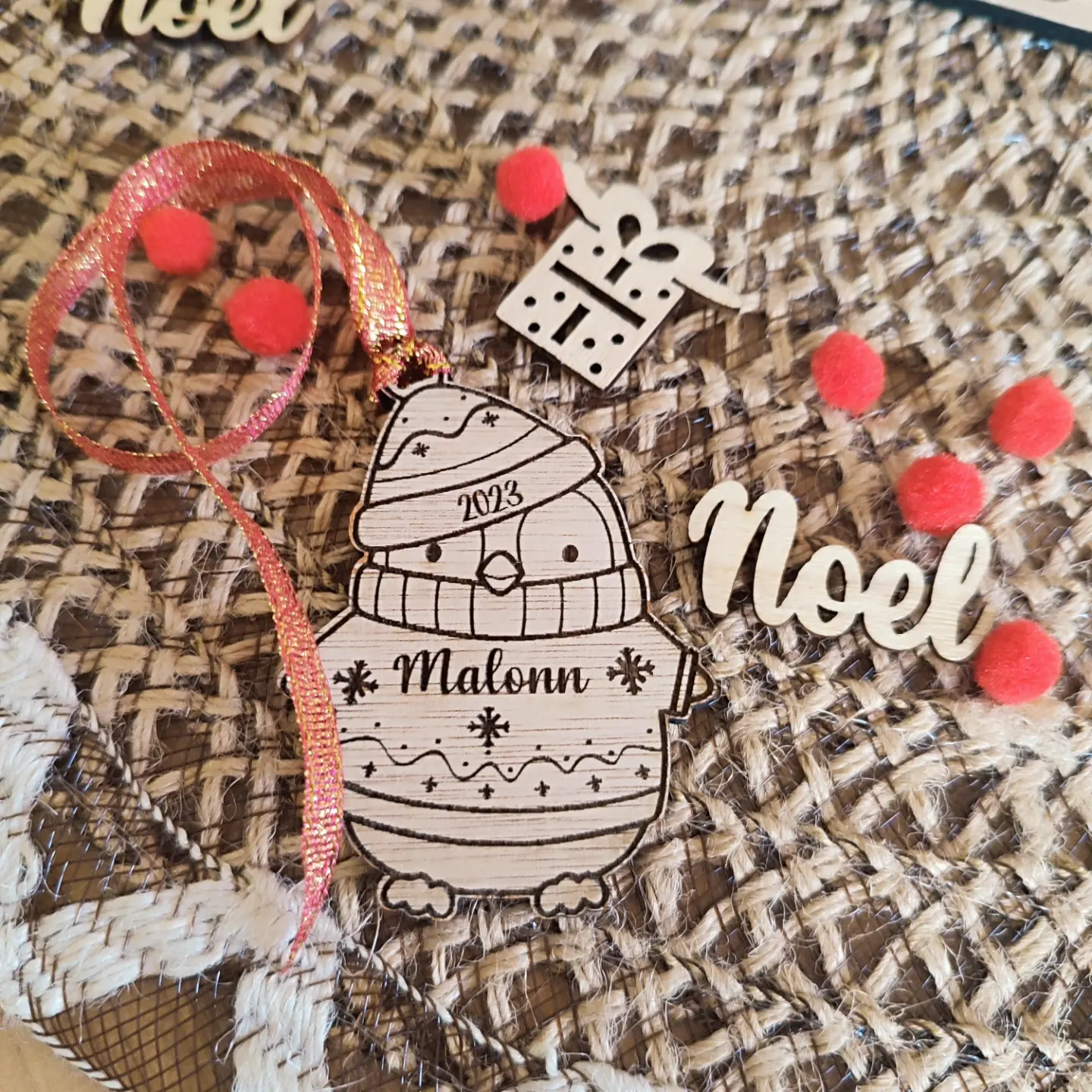 Creat’Angel Carte Noël boule à suspendre bois 6 cm
