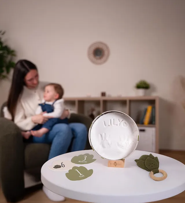 Petit Artichaut coffret naissance Baby Box hochet cartes