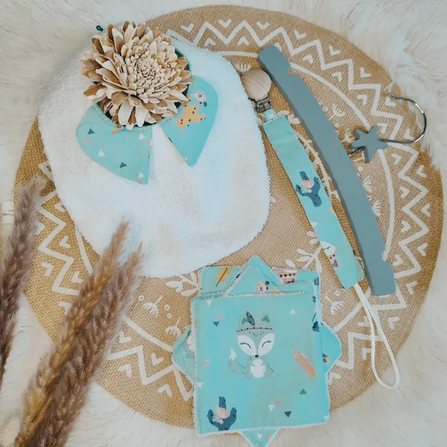 Creat’Angel Coffret naissance bavoir lingettes attache sucette