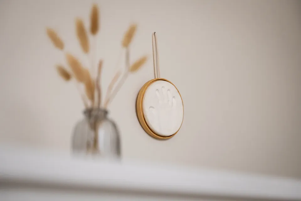 Petit Artichaut Wooden Medallion kit empreinte bébé bois