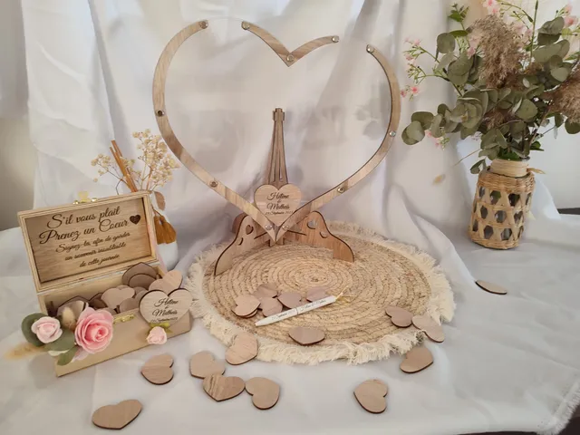 Creat’Angel Cœur livre d’or bois 38 cm 80 cœurs