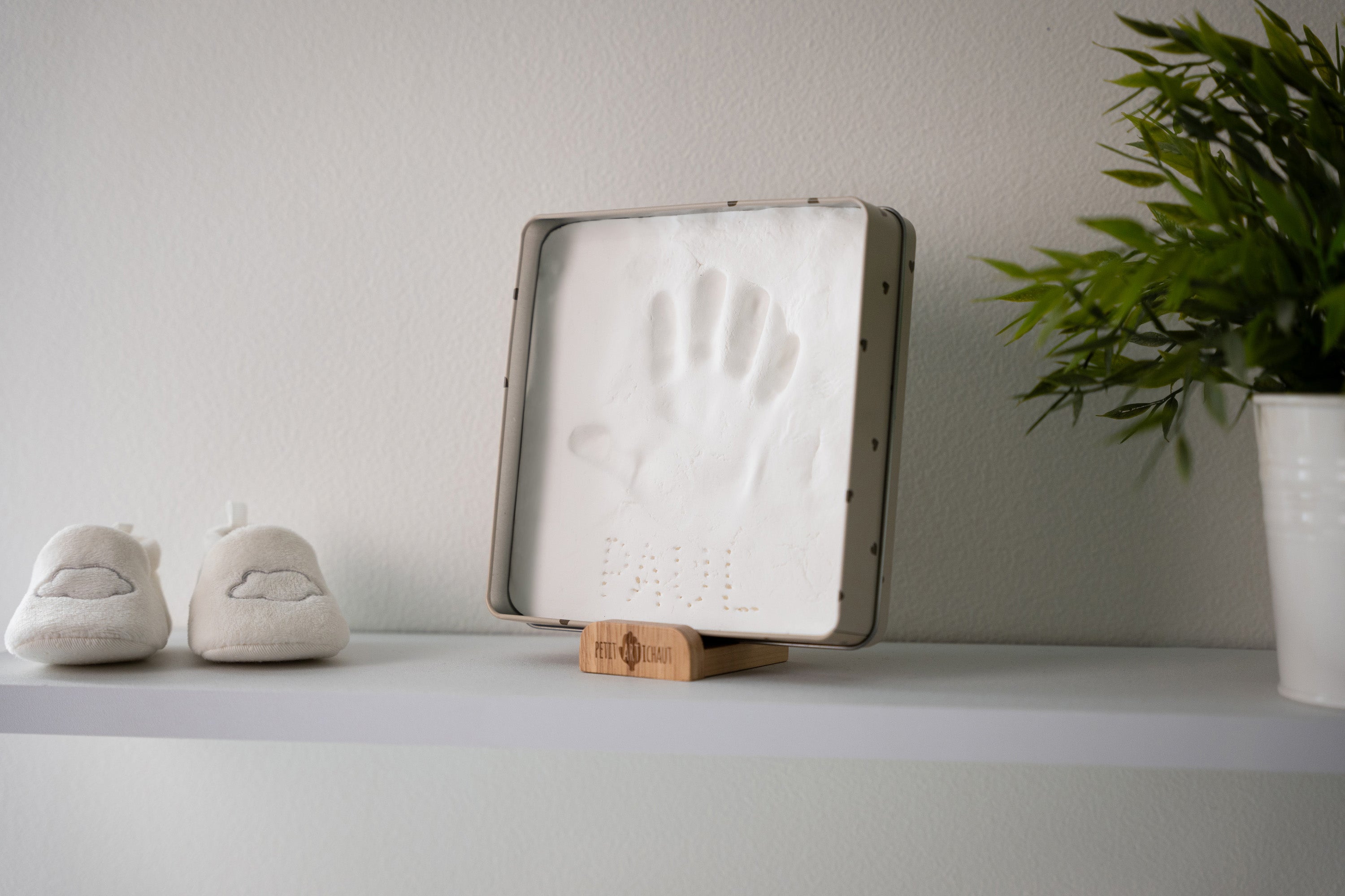 Petit Artichaut Pretty Hearts baby box carrée cœurs