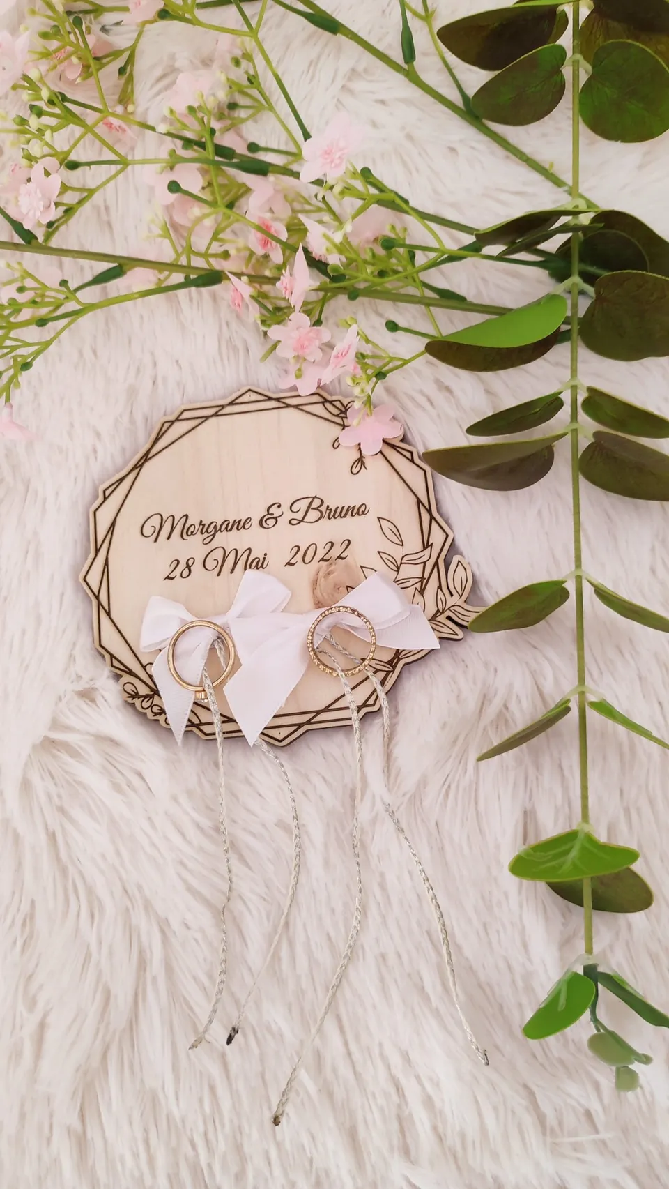 Creat’Angel porte-alliances bois 13,5 cm gravé