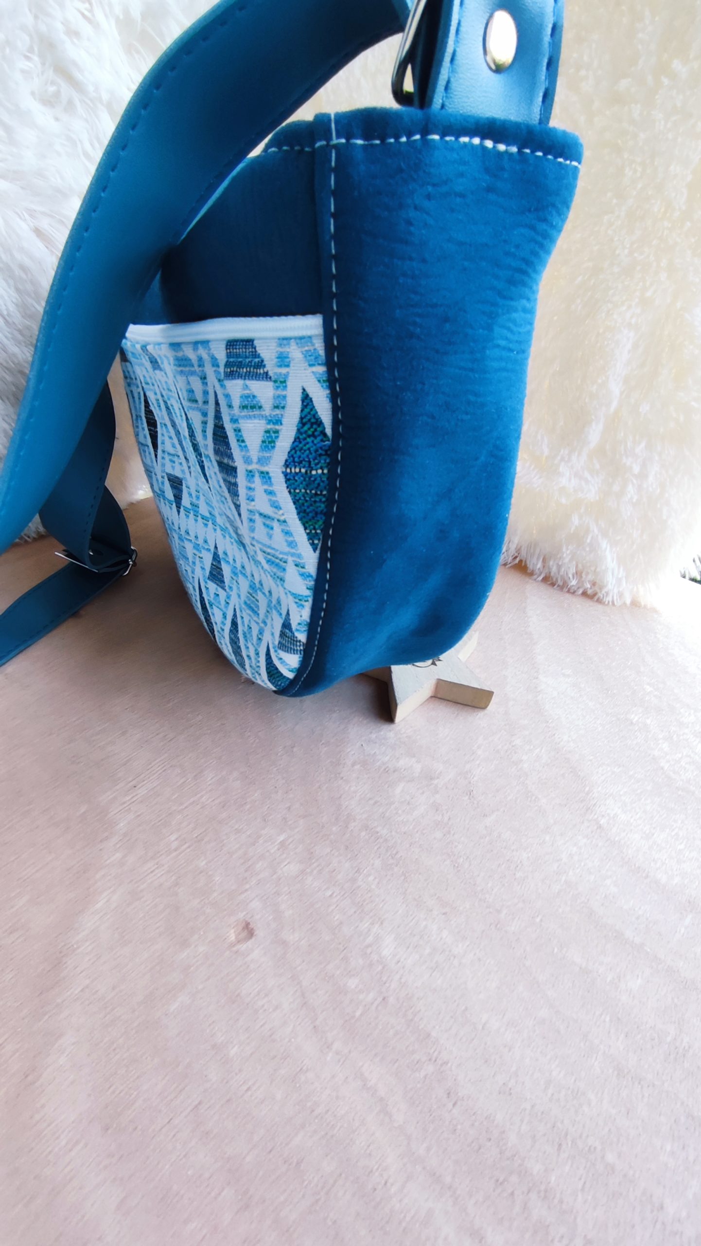 Creat’Angel Graziella sac bleu simili cuir 30 cm