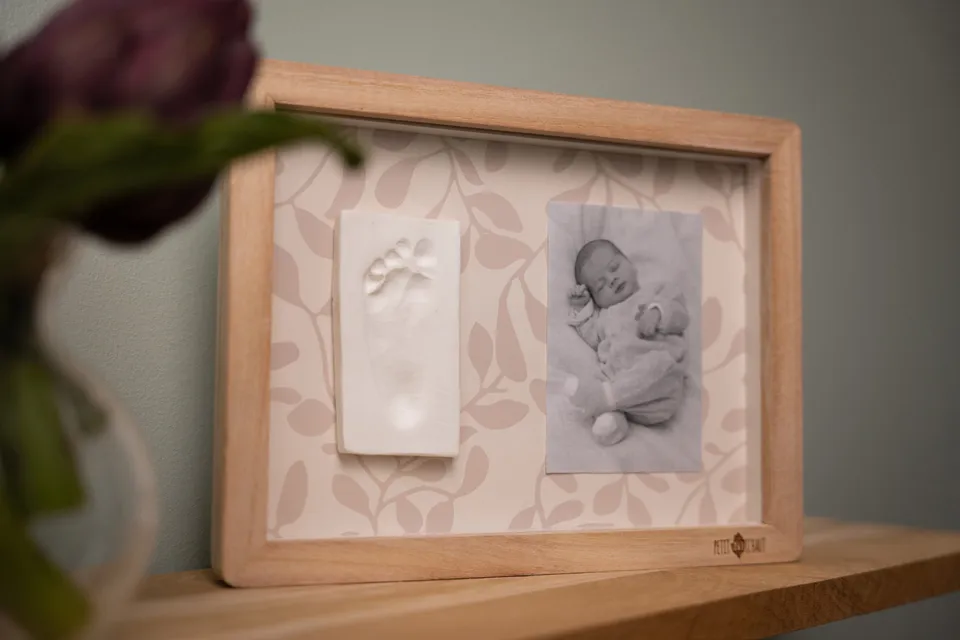 Petit Artichaut Classic Ivy Grey cadre photo bébé empreinte