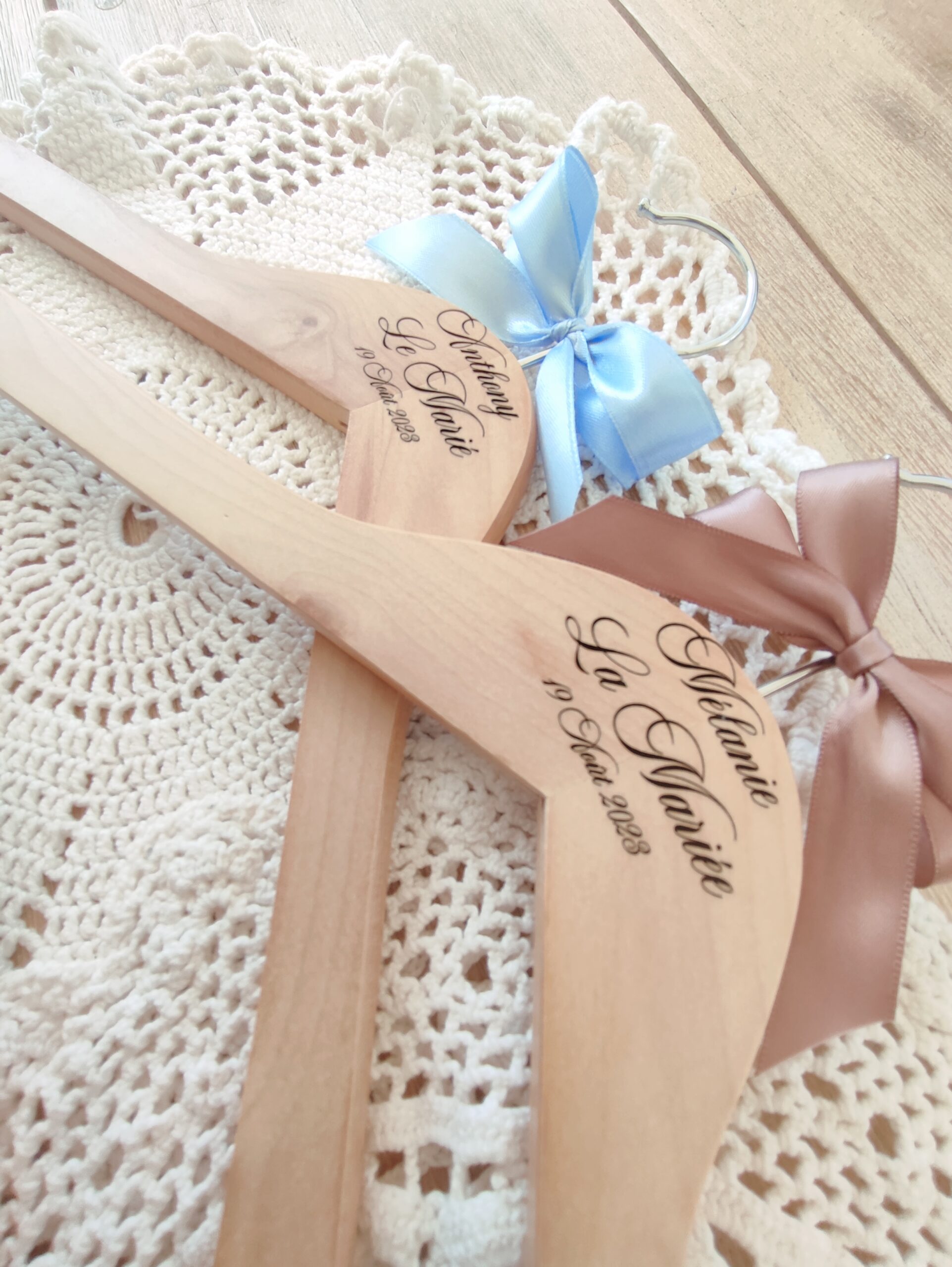 Creat'Angel Duo Cintres Personnalisés cintre bois lot 2 mariage